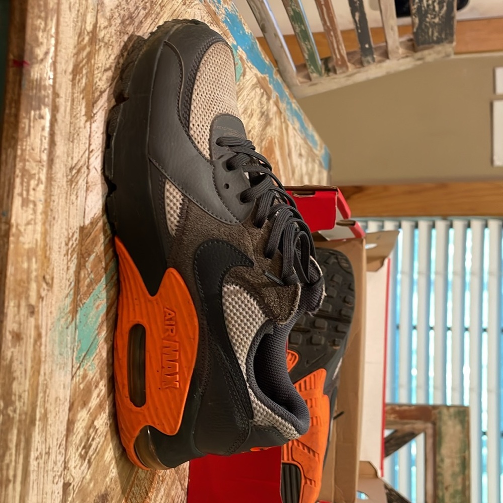 air max - Picture 2 of 3